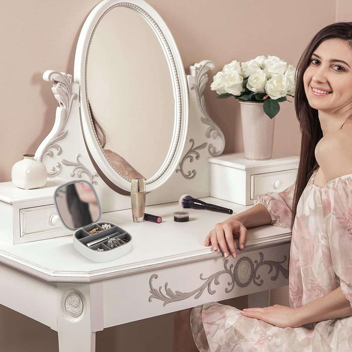 Portable Jewelry Organizer, Convenient Mini Travel Jewelry Box Makeup Mirror Tangle Proof Ring, Necklace, Earring Jewelry Storage Box