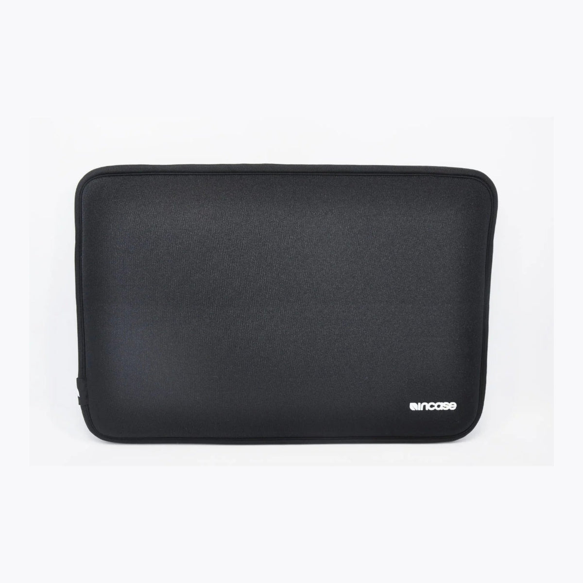 Incase Neoprene Slip Cover Macbook Air 11" Universal Cover For Laptop and Tab